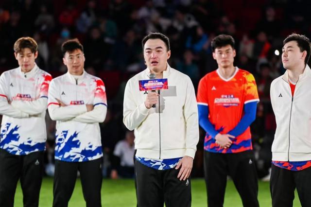 开云体育入口-85黄金一代集体告别 曾辉煌过的他们还有世界杯梦