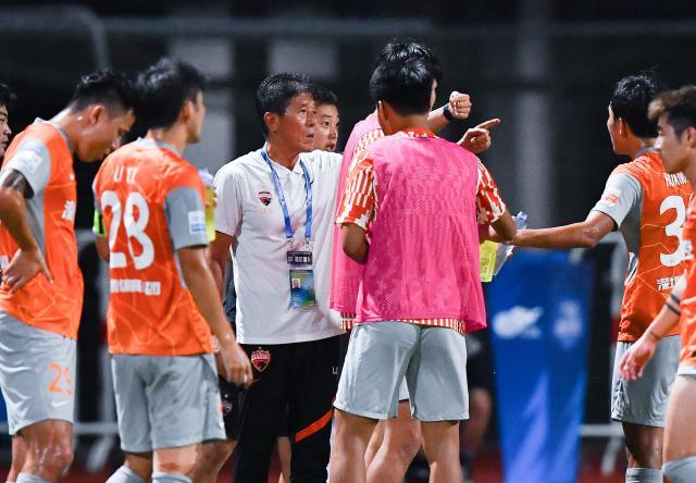 开云体育官网-彻底告别？李章洙深足生涯刷出中国执教最尴尬纪录